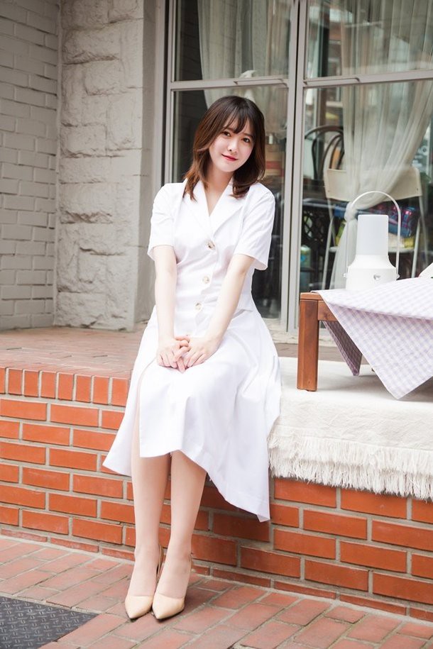 Bị đồn trục trặc hôn nhân, 'nàng cỏ' Goo Hye Sun cuối cùng đã trải lòng về chuyện tình cảm và bất ngờ bị "ném đá" Bị đồn trục trặc hôn nhân, 'nàng cỏ' Goo Hye Sun cuối cùng đã trải lòng về chuyện tình cảm và bất ngờ bị "ném đá"