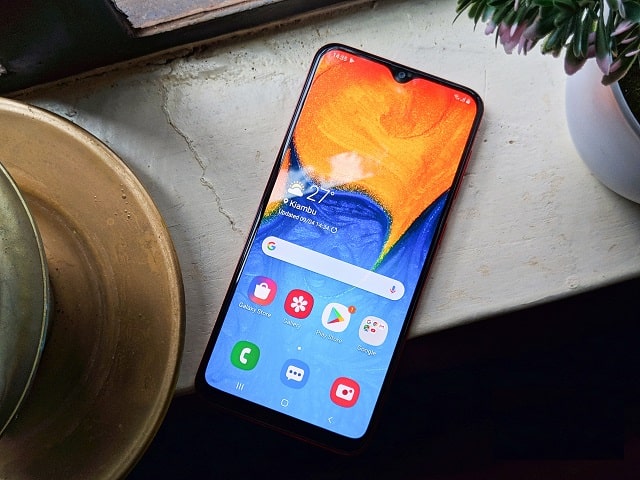 Top 4 smartphone sang trọng, mạnh mẽ trong tầm giá 4 triệu đồng - 2 Top 4 smartphone sang trọng, mạnh mẽ trong tầm giá 4 triệu đồng - 2