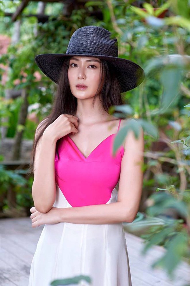 Chuyện về cô Hoa hậu ly hôn trước tuổi 30, thị phi gắn liền với loạt phát ngôn gây bão: 'Thà khóc trên Mercedes còn hơn cười trên Wave tàu' - 7 Chuyện về cô Hoa hậu ly hôn trước tuổi 30, thị phi gắn liền với loạt phát ngôn gây bão: 'Thà khóc trên Mercedes còn hơn cười trên Wave tàu' - 7