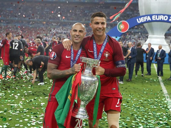 Khó tin: Ricardo Quaresma có thể làm đồng đội với Quang Hải ở Hà Nội FC Khó tin: Ricardo Quaresma có thể làm đồng đội với Quang Hải ở Hà Nội FC