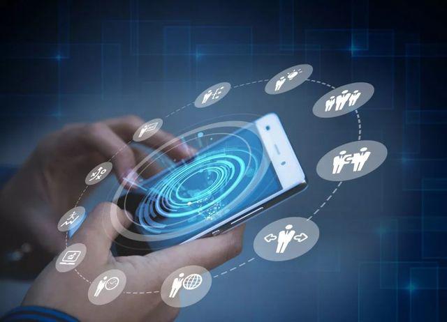 Con trai 13 tuổi đột nhiên 'phát điên', trí não như 3 tuổi vì dùng điện thoại quá nhiều - 2 Con trai 13 tuổi đột nhiên 'phát điên', trí não như 3 tuổi vì dùng điện thoại quá nhiều - 2