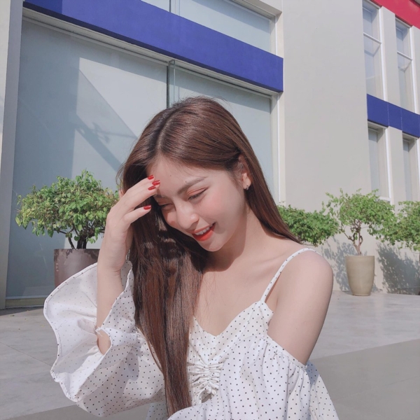Sau bạn gái Quang Hải, thêm một hot girl quảng cáo cùng lúc nhiều loại giảm cân nở ngực, hội chị em mua hàng online cẩn thận - 14 Sau bạn gái Quang Hải, thêm một hot girl quảng cáo cùng lúc nhiều loại giảm cân nở ngực, hội chị em mua hàng online cẩn thận - 14