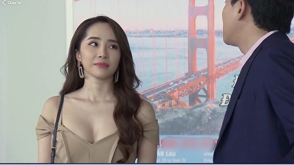 Quỳnh Nga bị ném đá vì ăn mặc kém sang, kẻ mắt 'lố' trong phim 'Về nhà đi con' - 8 Quỳnh Nga bị ném đá vì ăn mặc kém sang, kẻ mắt 'lố' trong phim 'Về nhà đi con' - 8