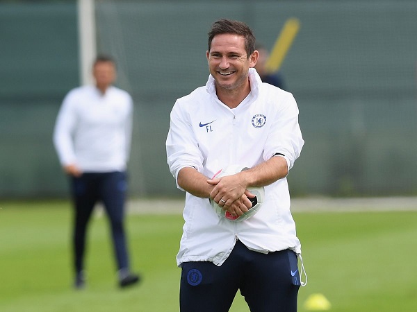 Lampard hứa sẽ trao cơ hội cho các 'măng non' thể hiện mình Lampard hứa sẽ trao cơ hội cho các 'măng non' thể hiện mình