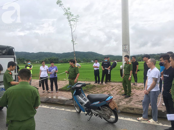 NÓNG: Đang thực nghiệm điều tra vụ nữ sinh giao gà bị cưỡng hiếp tập thể rồi sát hại ở Điện Biên - 1 NÓNG: Đang thực nghiệm điều tra vụ nữ sinh giao gà bị cưỡng hiếp tập thể rồi sát hại ở Điện Biên - 1