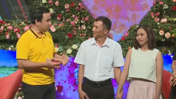'Bạn muốn hẹn hò': Cô gái văn phòng khiến chàng quân nhân toát mồ hôi vì có hình xăm và chỉ biết nấu mì tôm - 6 'Bạn muốn hẹn hò': Cô gái văn phòng khiến chàng quân nhân toát mồ hôi vì có hình xăm và chỉ biết nấu mì tôm - 6