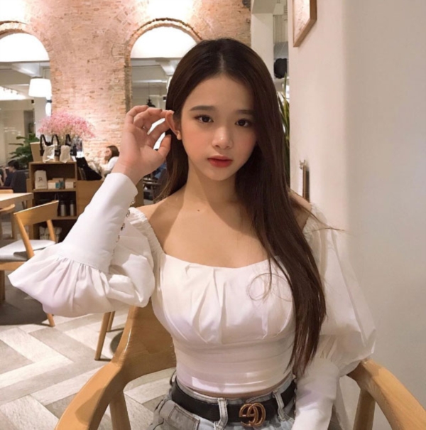 Mạnh tay chi cả trăm triệu đồng mua đồ hiệu, nhưng chỉ mắc lỗi nhỏ này, Linh Ka bị bóc mẽ 'quê một cục' - 3 Mạnh tay chi cả trăm triệu đồng mua đồ hiệu, nhưng chỉ mắc lỗi nhỏ này, Linh Ka bị bóc mẽ 'quê một cục' - 3