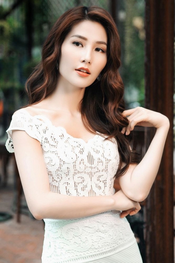 Diễm My 9X: 'Tiền của tôi là tiền của tôi, tiền của bạn trai tôi cũng là tiền của tôi' - 7 Diễm My 9X: 'Tiền của tôi là tiền của tôi, tiền của bạn trai tôi cũng là tiền của tôi' - 7