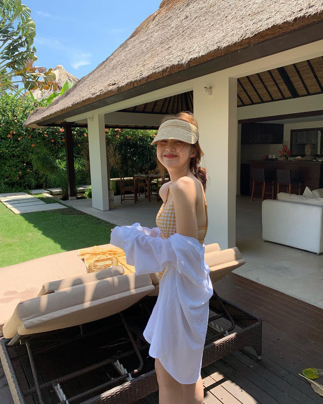 Đi nghỉ mát hè này mà thiếu mũ cói nửa đầu thì style của bạn sẽ bị thiệt vài phần sành điệu đấy! - 16 Đi nghỉ mát hè này mà thiếu mũ cói nửa đầu thì style của bạn sẽ bị thiệt vài phần sành điệu đấy! - 16