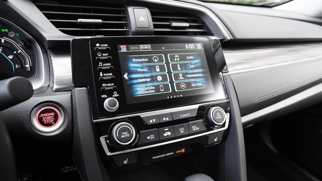 So sánh Honda Civic 2019 và Mazda3 2019: Cuộc đổi ngôi bất ngờ - 8 So sánh Honda Civic 2019 và Mazda3 2019: Cuộc đổi ngôi bất ngờ - 8