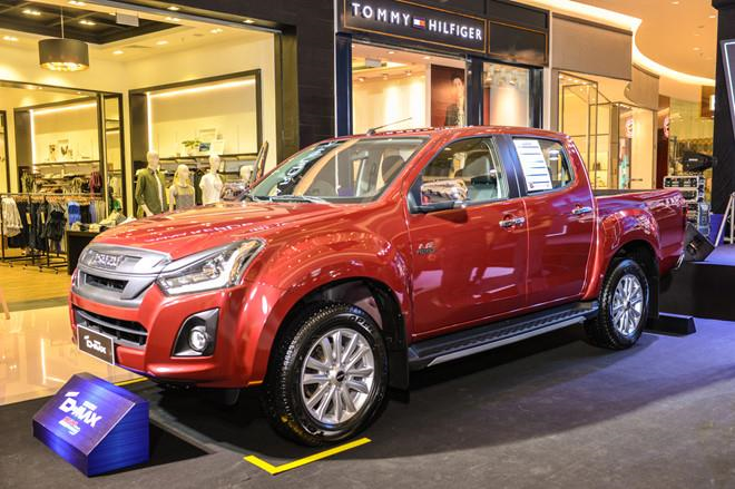 Isuzu D-Max và Toyota Hilux - ‘ông trùm’ đất Thái, èo uột ở Việt Nam - 1 Isuzu D-Max và Toyota Hilux - ‘ông trùm’ đất Thái, èo uột ở Việt Nam - 1