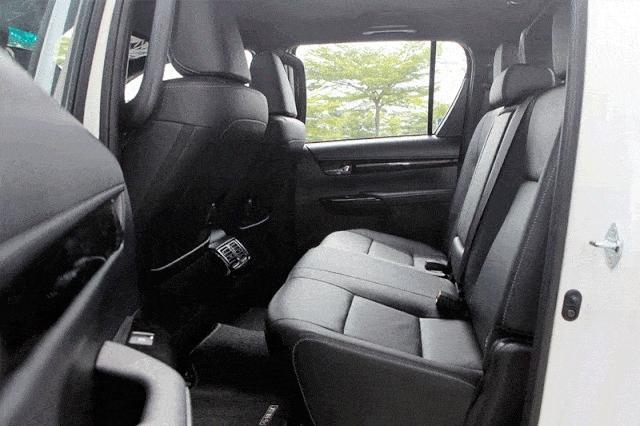 Isuzu D-Max và Toyota Hilux - ‘ông trùm’ đất Thái, èo uột ở Việt Nam - 13 Isuzu D-Max và Toyota Hilux - ‘ông trùm’ đất Thái, èo uột ở Việt Nam - 13