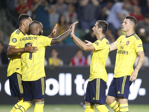 Aubameyang, Lacazette, Oezil đồng loạt đá chính, Arsenal bắn hạ Bayern Munich tại ICC 2019 Aubameyang, Lacazette, Oezil đồng loạt đá chính, Arsenal bắn hạ Bayern Munich tại ICC 2019