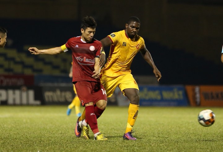 Thanh Hóa 3-3 TP. HCM: Hấp dẫn đến phút cuối Thanh Hóa 3-3 TP. HCM: Hấp dẫn đến phút cuối