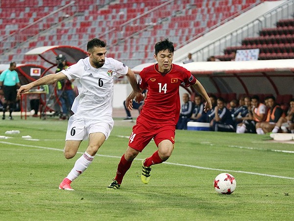 Nhà báo Anh: UAE là đội yếu của nhóm hạt giống số 1, Việt Nam và các đội ĐNA có hy vọng đi tiếp Nhà báo Anh: UAE là đội yếu của nhóm hạt giống số 1, Việt Nam và các đội ĐNA có hy vọng đi tiếp