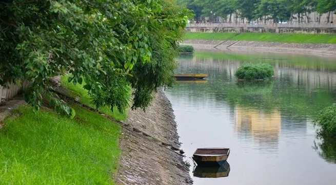 Công ty Thoát nước Hà Nội nói gì về việc xả nước hồ Tây ảnh hưởng đến thí nghiệm xử lý ô nhiễm ở sông Tô Lịch? Công ty Thoát nước Hà Nội nói gì về việc xả nước hồ Tây ảnh hưởng đến thí nghiệm xử lý ô nhiễm ở sông Tô Lịch?