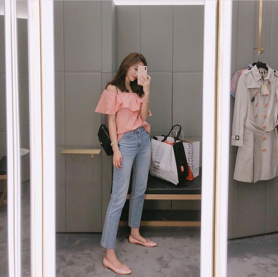 Thêm tips mặc đẹp từ style tưởng như phi thực tế của các Công nương: 3 mẫu giày kết hợp cực 'nuột' với quần jeans - 12 Thêm tips mặc đẹp từ style tưởng như phi thực tế của các Công nương: 3 mẫu giày kết hợp cực 'nuột' với quần jeans - 12