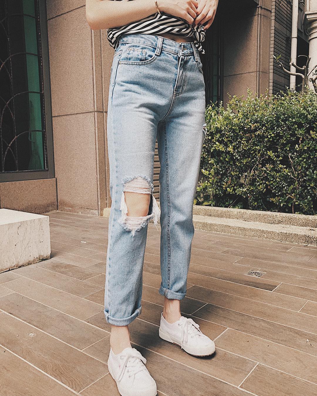 Thêm tips mặc đẹp từ style tưởng như phi thực tế của các Công nương: 3 mẫu giày kết hợp cực 'nuột' với quần jeans - 5 Thêm tips mặc đẹp từ style tưởng như phi thực tế của các Công nương: 3 mẫu giày kết hợp cực 'nuột' với quần jeans - 5