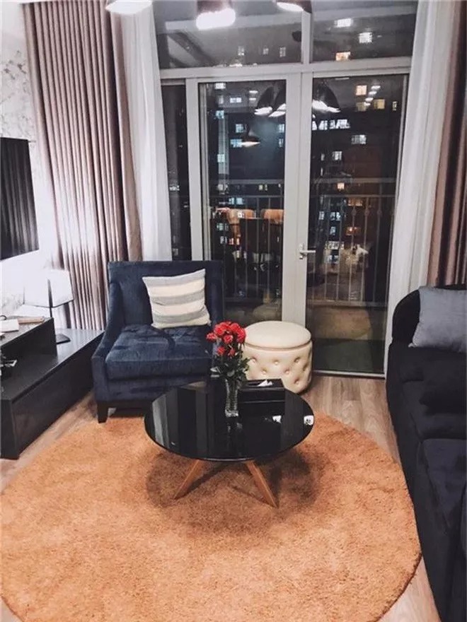 Hành trình nhan sắc và khối tàn sản 'không phải dạng vừa' của dàn Hoa hậu đình đám - 37 Hành trình nhan sắc và khối tàn sản 'không phải dạng vừa' của dàn Hoa hậu đình đám - 37