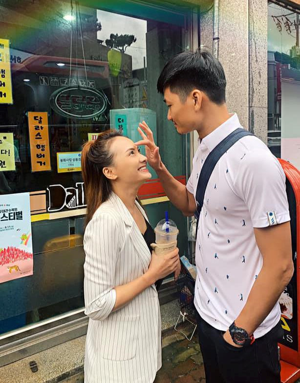 Khóc nức nở trên phim, Bảo Thanh ngoài đời được chồng yêu hết mực - 4 Khóc nức nở trên phim, Bảo Thanh ngoài đời được chồng yêu hết mực - 4