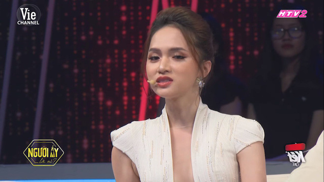BTV Cẩm Tú bị chỉ trích vì đem chuyện hủy cưới với bạn trai lên truyền hình - 4 BTV Cẩm Tú bị chỉ trích vì đem chuyện hủy cưới với bạn trai lên truyền hình - 4