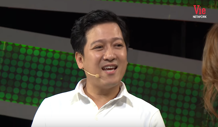 Trường Giang gây khó chịu khi liên tục hỏi xoáy chuyện tình cảm của bạn gái cầu thủ Quang Hải Trường Giang gây khó chịu khi liên tục hỏi xoáy chuyện tình cảm của bạn gái cầu thủ Quang Hải