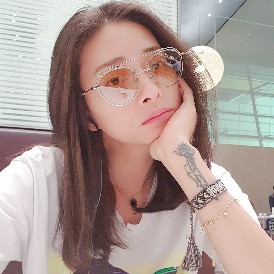 Ngô Thanh Vân bị móc túi, mất sạch tiền mặt tại Anh - 1 Ngô Thanh Vân bị móc túi, mất sạch tiền mặt tại Anh - 1