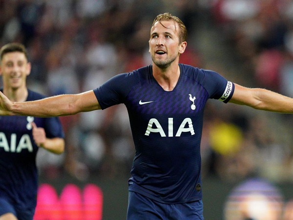 Kane lập siêu phẩm khó tin từ giữa sân ở phút bù giờ giúp Tottenham hạ đẹp Juventus - 1 Kane lập siêu phẩm khó tin từ giữa sân ở phút bù giờ giúp Tottenham hạ đẹp Juventus - 1