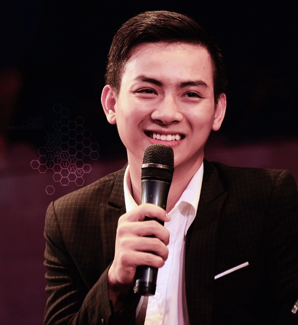 Hoài Lâm – Sao trẻ chưa kịp lên đỉnh hào quang đã trở thành ông bố nặng gánh mưu sinh ở tuổi 24 - 2 Hoài Lâm – Sao trẻ chưa kịp lên đỉnh hào quang đã trở thành ông bố nặng gánh mưu sinh ở tuổi 24 - 2