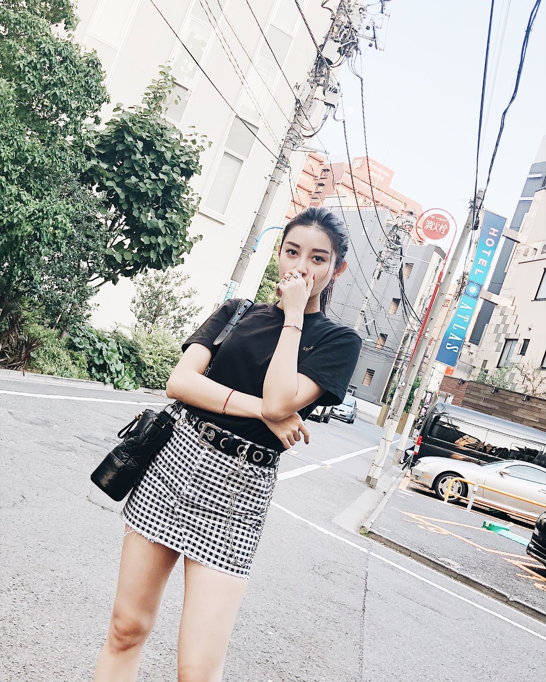 Thêm một tấm gương mặc đẹp cho các chị em: Á hậu Huyền My với style đơn giản nhưng cực sang - xịn - mịn - 8 Thêm một tấm gương mặc đẹp cho các chị em: Á hậu Huyền My với style đơn giản nhưng cực sang - xịn - mịn - 8