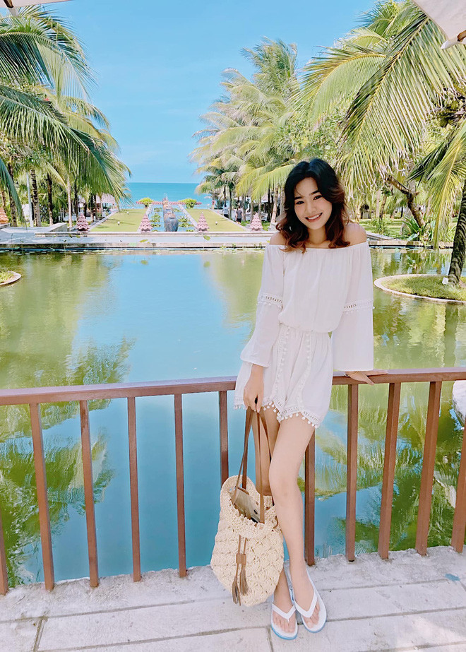 Gái xinh tên độc Huỳnh Thị Biết Điều: Đi thi người mẫu mà cái tên chiếm trọn spotlight, đến lớp thì bị cô giáo mắng 'không biết điều' - 5 Gái xinh tên độc Huỳnh Thị Biết Điều: Đi thi người mẫu mà cái tên chiếm trọn spotlight, đến lớp thì bị cô giáo mắng 'không biết điều' - 5