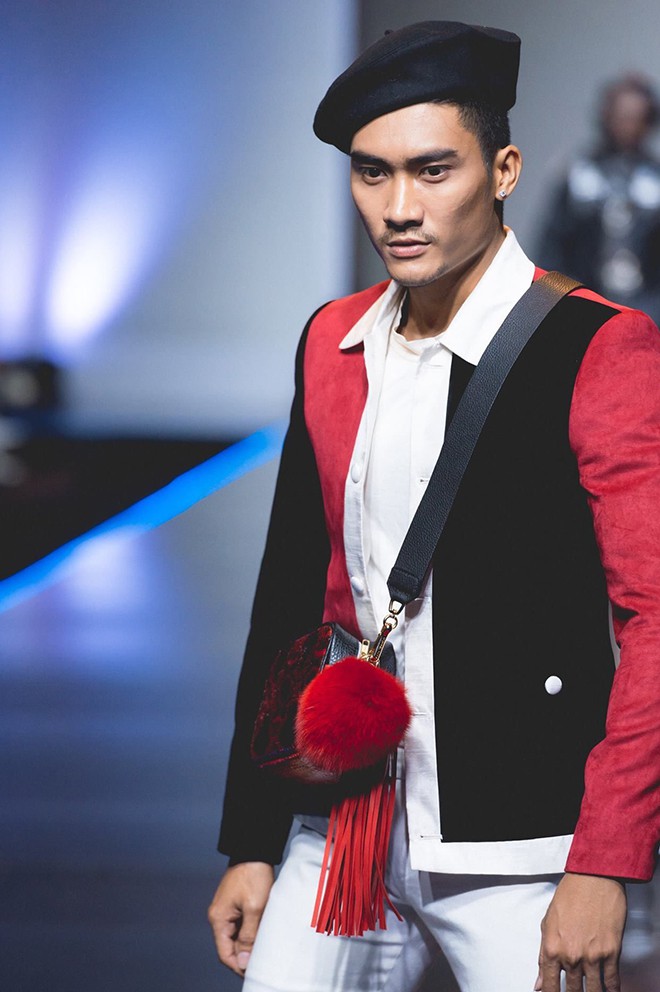 Nam người mẫu bị chê thô lỗ khi trừng mắt, mắng chửi đồng nghiệp nữ thậm tệ - 3 Nam người mẫu bị chê thô lỗ khi trừng mắt, mắng chửi đồng nghiệp nữ thậm tệ - 3