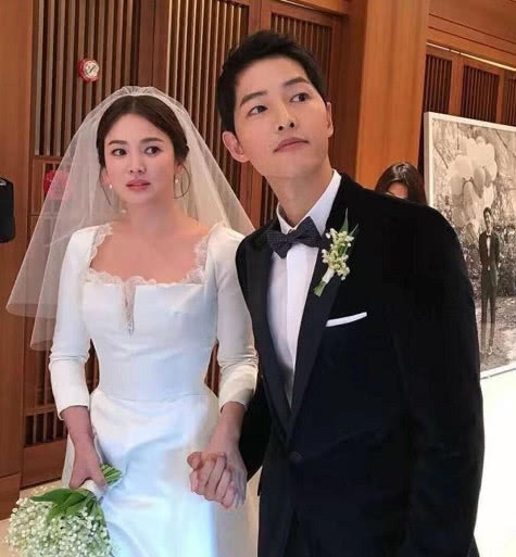 Nghi ngờ việc Song Hye Kyo quyết định nghỉ ngơi hết năm nay là vì đang mang thai - 2 Nghi ngờ việc Song Hye Kyo quyết định nghỉ ngơi hết năm nay là vì đang mang thai - 2
