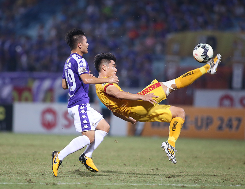 FIFA ra yêu cầu mới, V.League chưa thể áp dụng VAR FIFA ra yêu cầu mới, V.League chưa thể áp dụng VAR