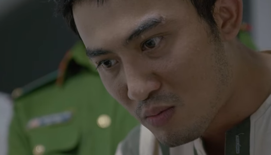 Mê Cung: Hý hửng tưởng được gái xinh tặng quà, 'Tôm càng xanh' tái mặt khi người gửi là sát nhân biến thái Fedora - 3 Mê Cung: Hý hửng tưởng được gái xinh tặng quà, 'Tôm càng xanh' tái mặt khi người gửi là sát nhân biến thái Fedora - 3