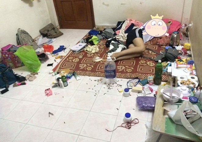 'Đỉnh cao' ở bẩn, dân mạng thắc mắc: 'Các cô gái này đã biến phòng trọ thành bãi rác bằng cách nào?' - 8 'Đỉnh cao' ở bẩn, dân mạng thắc mắc: 'Các cô gái này đã biến phòng trọ thành bãi rác bằng cách nào?' - 8