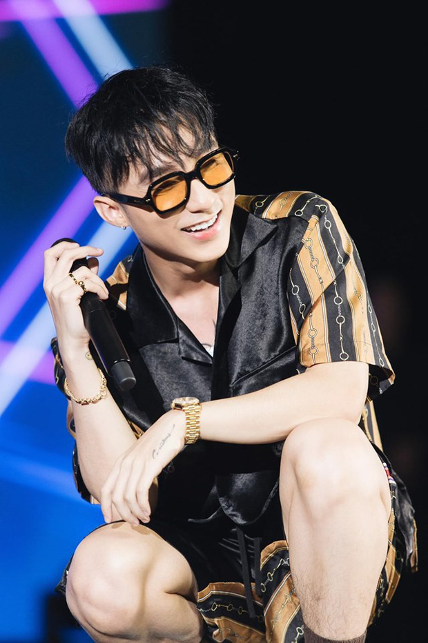 Sơn Tùng M-TP hé lộ lí do không xuất hiện trên các gameshow truyền hình Sơn Tùng M-TP hé lộ lí do không xuất hiện trên các gameshow truyền hình