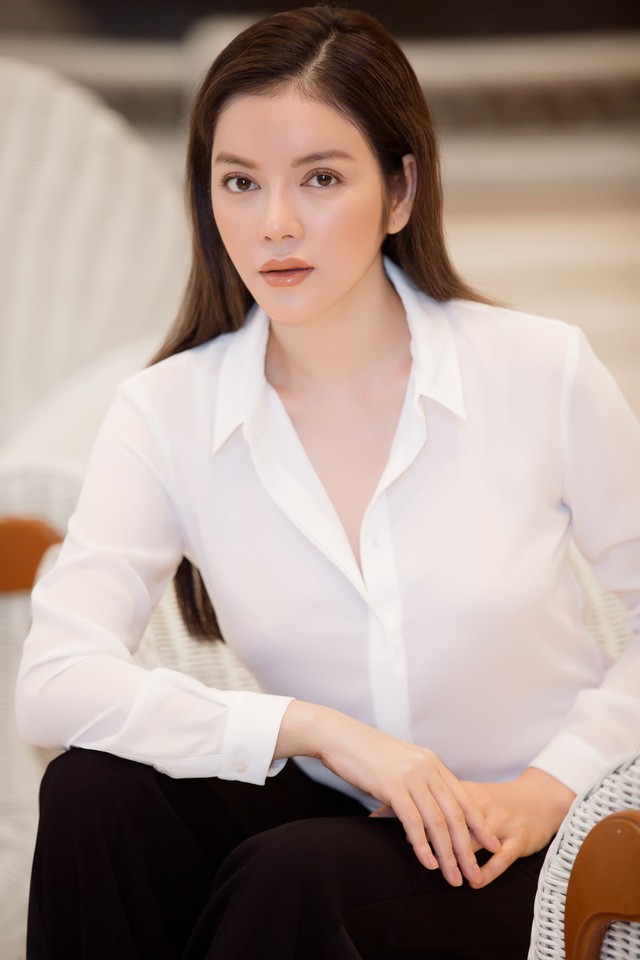 Lý Nhã Kỳ và quyết định kỳ lạ: 'Tôi sống không tốt thì sẽ bị mọi người chửi, la tên bố' - 4 Lý Nhã Kỳ và quyết định kỳ lạ: 'Tôi sống không tốt thì sẽ bị mọi người chửi, la tên bố' - 4