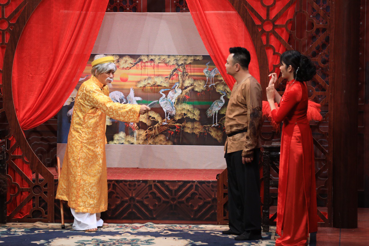 Thu Thủy bật khóc nhận lỗi vì để con hư trên sóng truyền hình, cách xử lý quá khôn khéo khiến ai cũng phải vỗ tay khen - 13 Thu Thủy bật khóc nhận lỗi vì để con hư trên sóng truyền hình, cách xử lý quá khôn khéo khiến ai cũng phải vỗ tay khen - 13