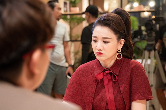 Hari Won: 'Tôi hoảng sợ vì cưới Trấn Thành' - 3 Hari Won: 'Tôi hoảng sợ vì cưới Trấn Thành' - 3