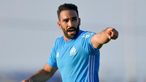 Nhà vô địch World Cup 2018 bị Marseille cắt hợp đồng Nhà vô địch World Cup 2018 bị Marseille cắt hợp đồng