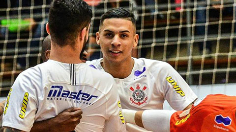 Cầu thủ Brazil bị bắn chết sau va chạm trong quán bar Cầu thủ Brazil bị bắn chết sau va chạm trong quán bar