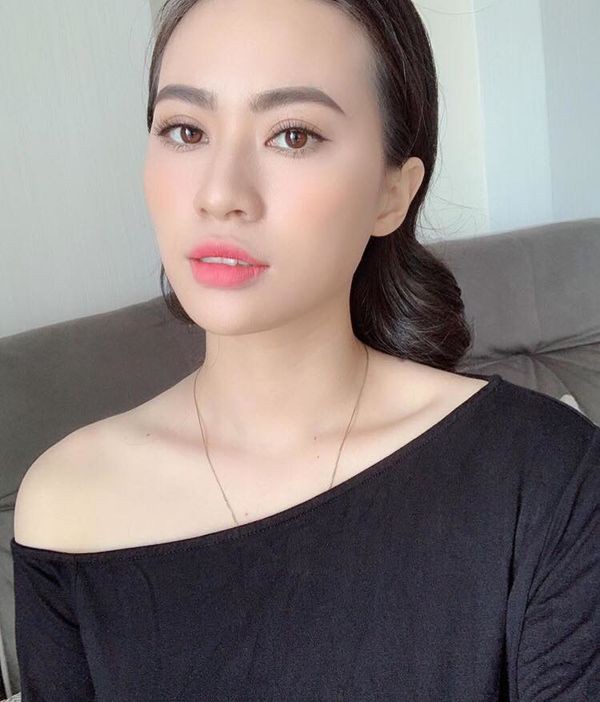 Vừa chia tay Nhật Lê, Quang Hải 'đào hoa' đã có ngay bạn gái mới, xinh đẹp chả kém tình cũ? - 3 Vừa chia tay Nhật Lê, Quang Hải 'đào hoa' đã có ngay bạn gái mới, xinh đẹp chả kém tình cũ? - 3