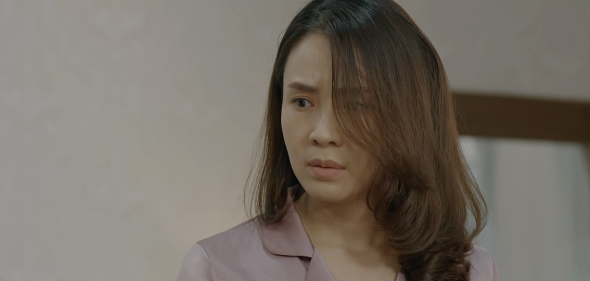 Hoa hồng trên ngực trái: Khuê muối mặt đi xin lỗi tiểu tam, ai dè cô ả nhơn nhơn tuyên bố 'Tôi cố tình đấy!' - 6 Hoa hồng trên ngực trái: Khuê muối mặt đi xin lỗi tiểu tam, ai dè cô ả nhơn nhơn tuyên bố 'Tôi cố tình đấy!' - 6