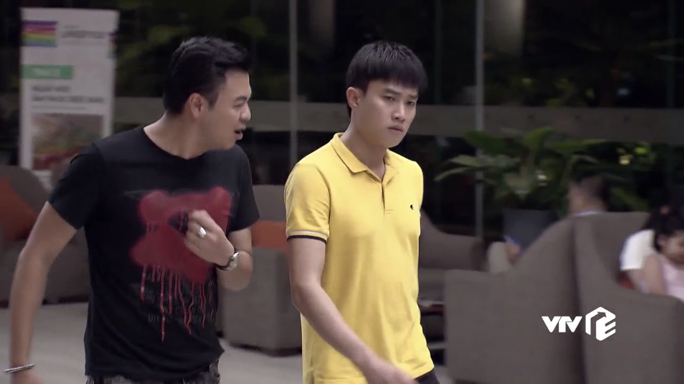 Về Nhà Đi Con: Khán giả phát cuồng với nụ hôn cháy bỏng của Huệ - Quốc, Vũ khốn khổ với cú lừa của bố con ông Sơn - 7 Về Nhà Đi Con: Khán giả phát cuồng với nụ hôn cháy bỏng của Huệ - Quốc, Vũ khốn khổ với cú lừa của bố con ông Sơn - 7