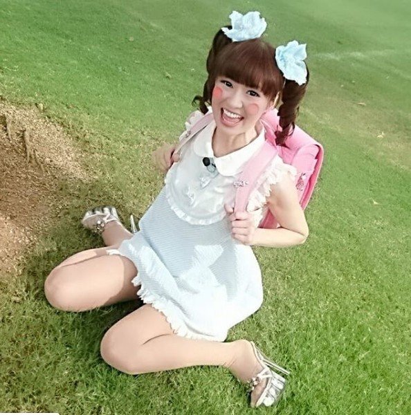 Thánh nữ cosplay Sayuri Ozaki và bí mật động trời không thể tin nổi - 3 Thánh nữ cosplay Sayuri Ozaki và bí mật động trời không thể tin nổi - 3