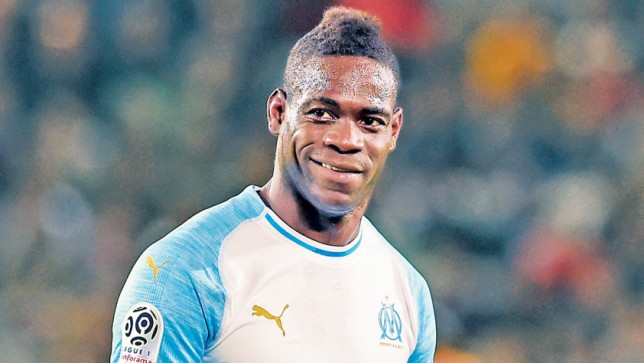 Mario Balotelli sẽ trở lại thi đấu ở Serie A từ mùa giải này Mario Balotelli sẽ trở lại thi đấu ở Serie A từ mùa giải này