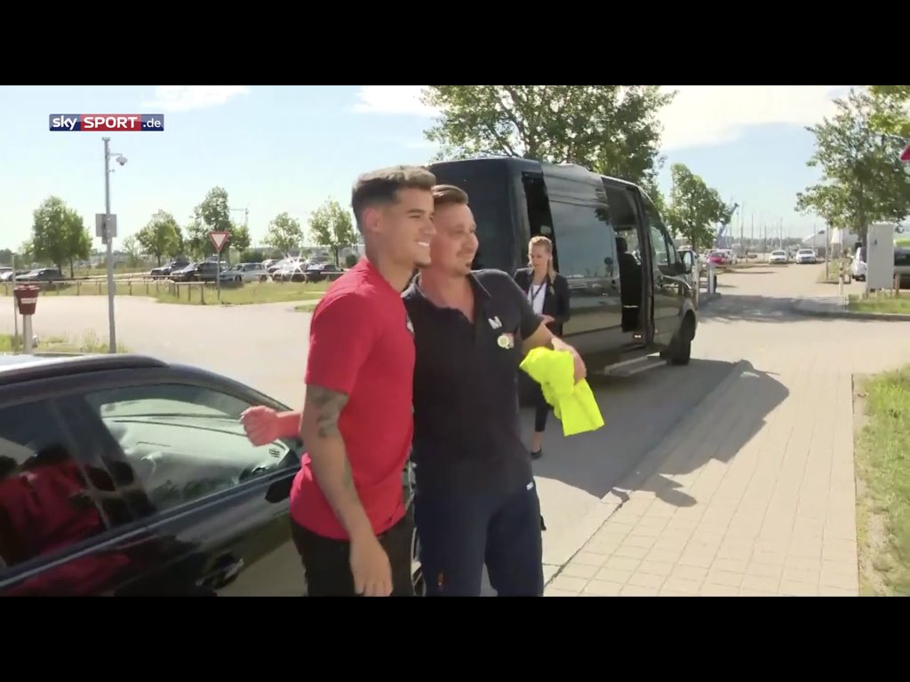 Coutinho đã có mặt tại Đức, chuẩn bị ký hợp đồng với Bayern Munich Coutinho đã có mặt tại Đức, chuẩn bị ký hợp đồng với Bayern Munich