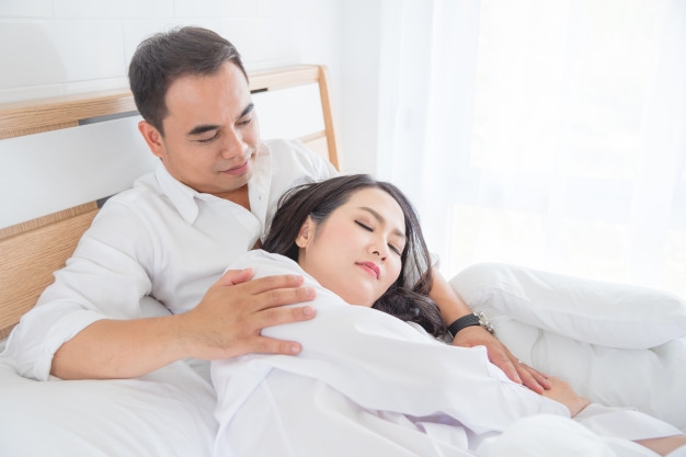 Bất mãn gối chăn vì chồng hiểu sai lệch các 'điểm yêu' Bất mãn gối chăn vì chồng hiểu sai lệch các 'điểm yêu'