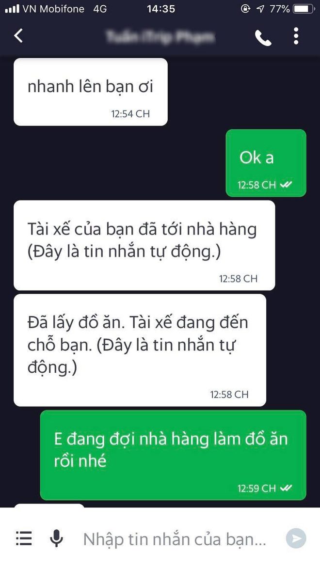 Bị 'thượng đế' bom 17 suất cơm gà gần 700k, shipper ngậm ngùi quay về rồi không ngần ngại chia sẻ 1 suất cho cụ bà bán rau bên đường - 1 Bị 'thượng đế' bom 17 suất cơm gà gần 700k, shipper ngậm ngùi quay về rồi không ngần ngại chia sẻ 1 suất cho cụ bà bán rau bên đường - 1